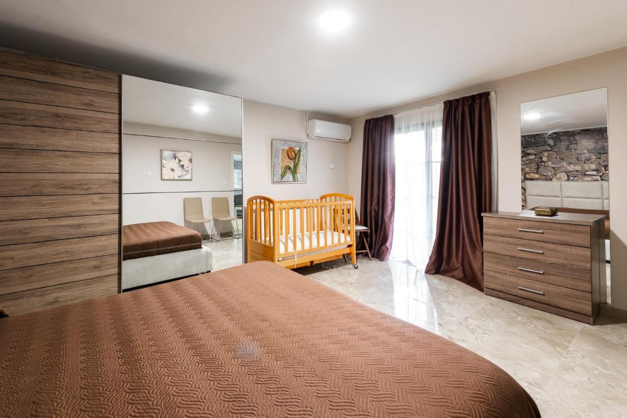 Pinecone Platres - 3 Units Apartment Ngoại thất bức ảnh