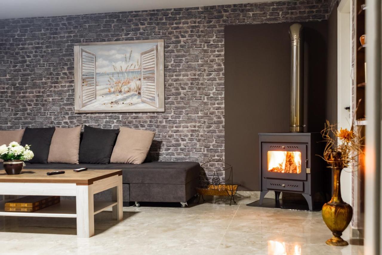 Pinecone Platres - 3 Units Apartment Ngoại thất bức ảnh